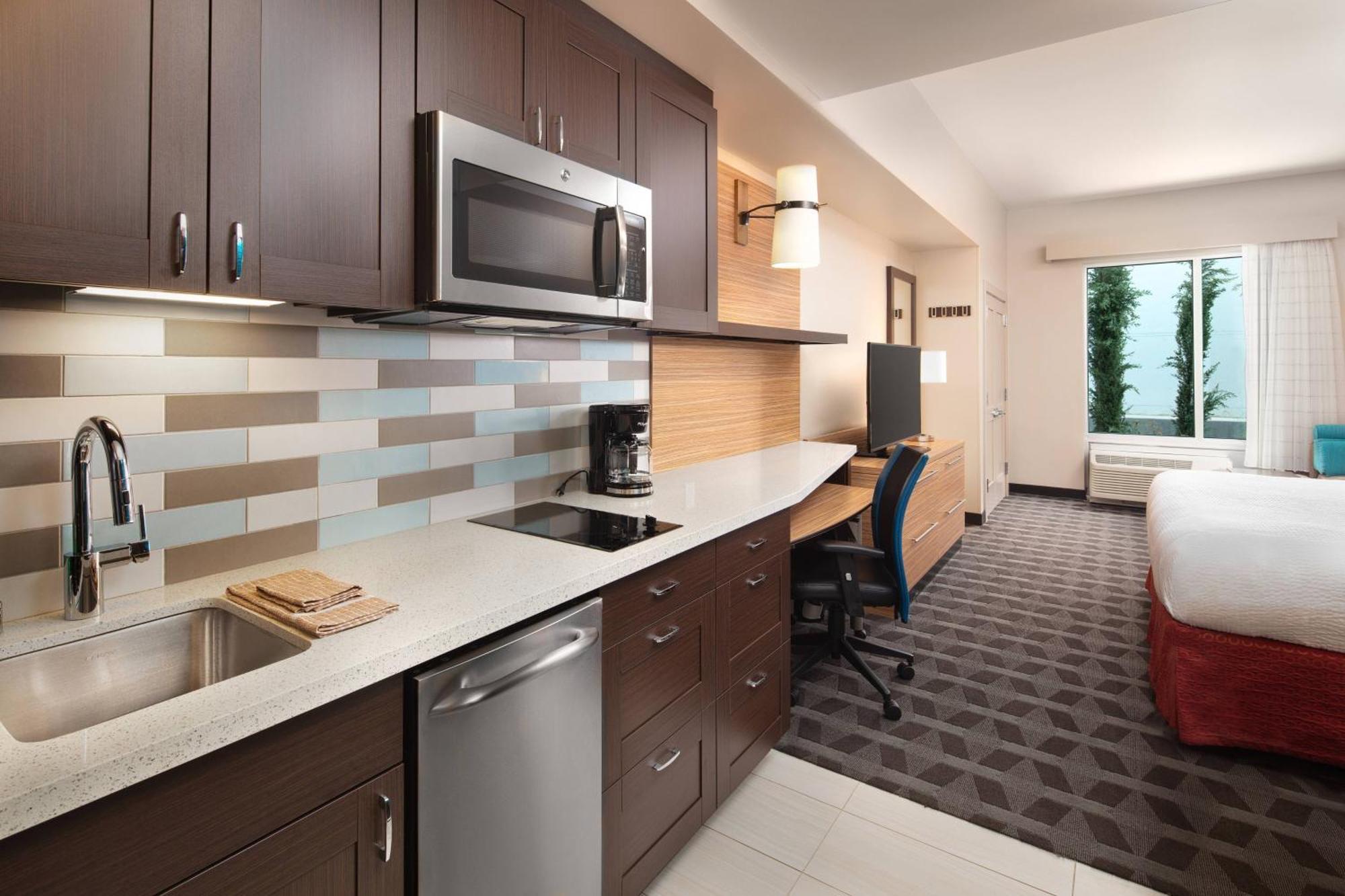 Towneplace By Marriott Downtown