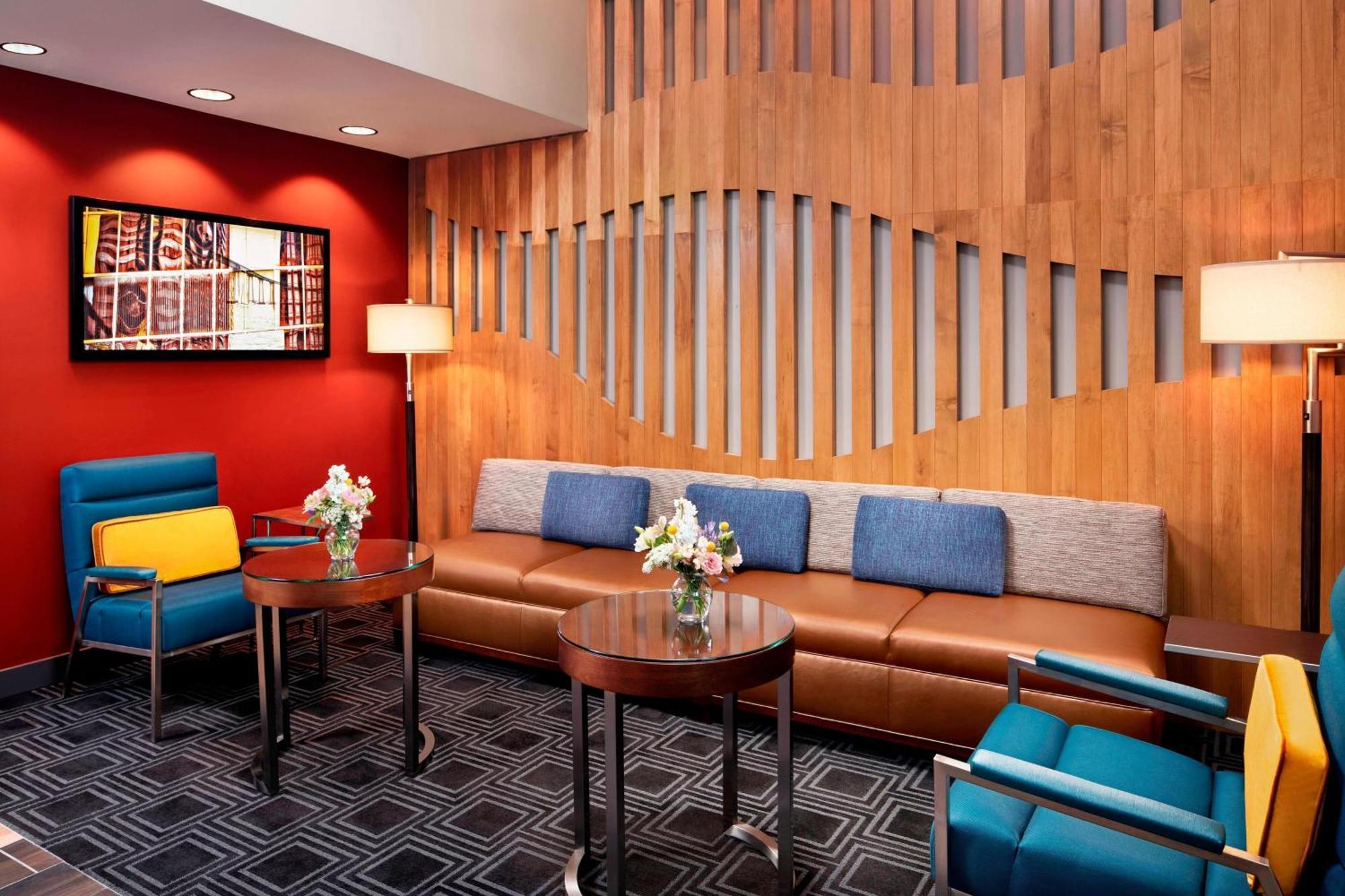 Towneplace By Marriott Downtown